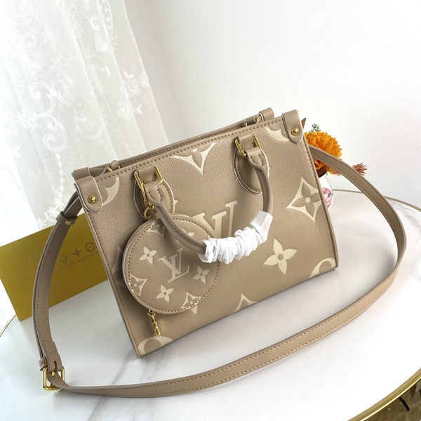 ルイヴィトンバッグ着用イメージ